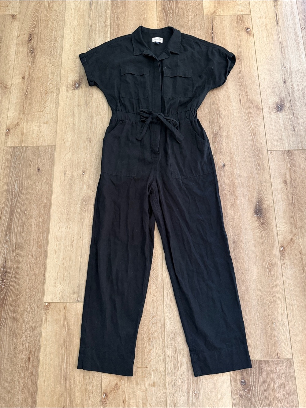 Universal Thread | Black Short-Sleeve Tie-Waist Jumpsuit | size 8 | Linen Blend